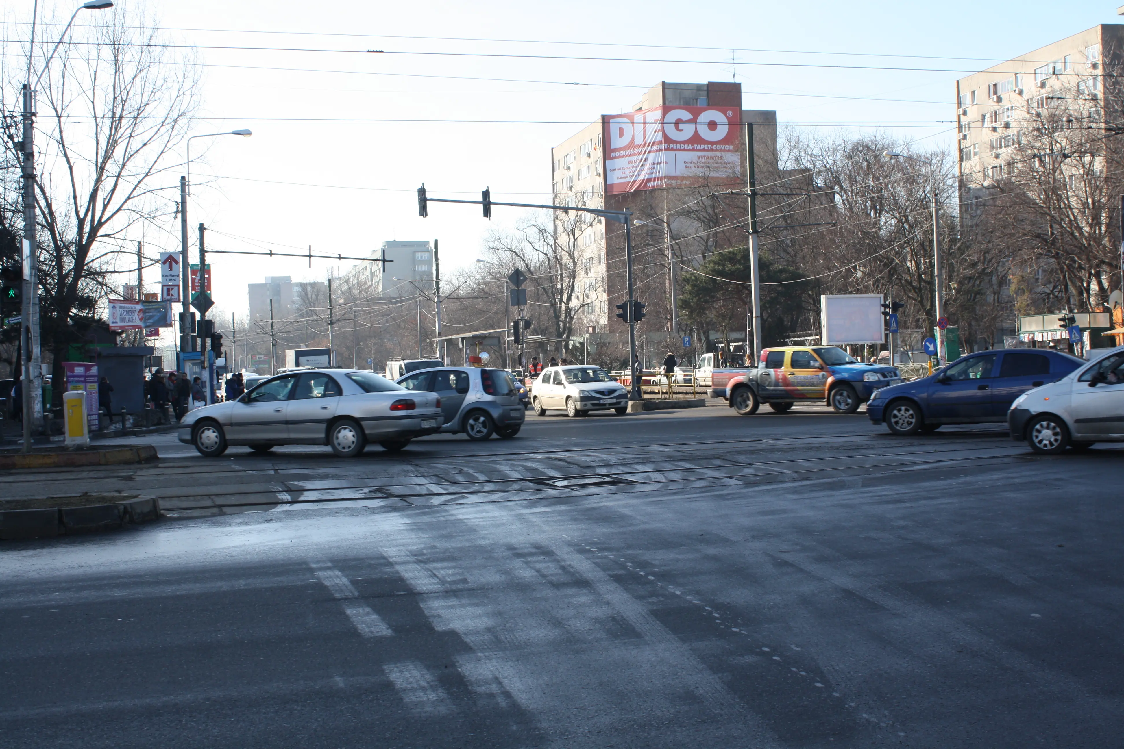 Locatie mesh Plaza Romania