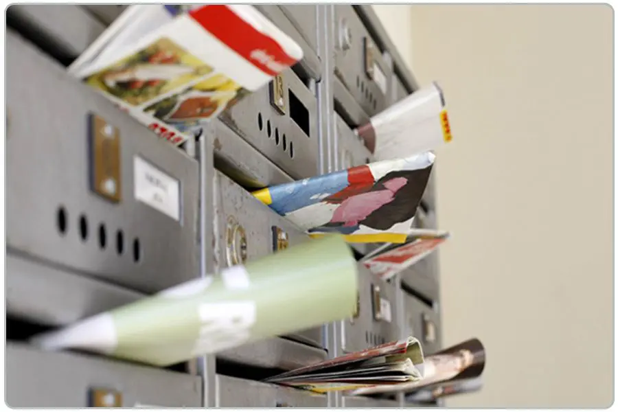 DISTRIBUTIE IN CUTIILE POSTALE DE FLYERE, CATALOAGE, REVISTE, PLIANTE SI BROSURI